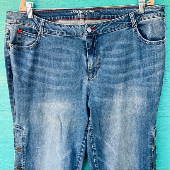 PEACE LOVE WORLD WIDE LEG BLUE JEANS BUTTON LEG SIZE 18WP EUC - Picture 3 of 13
